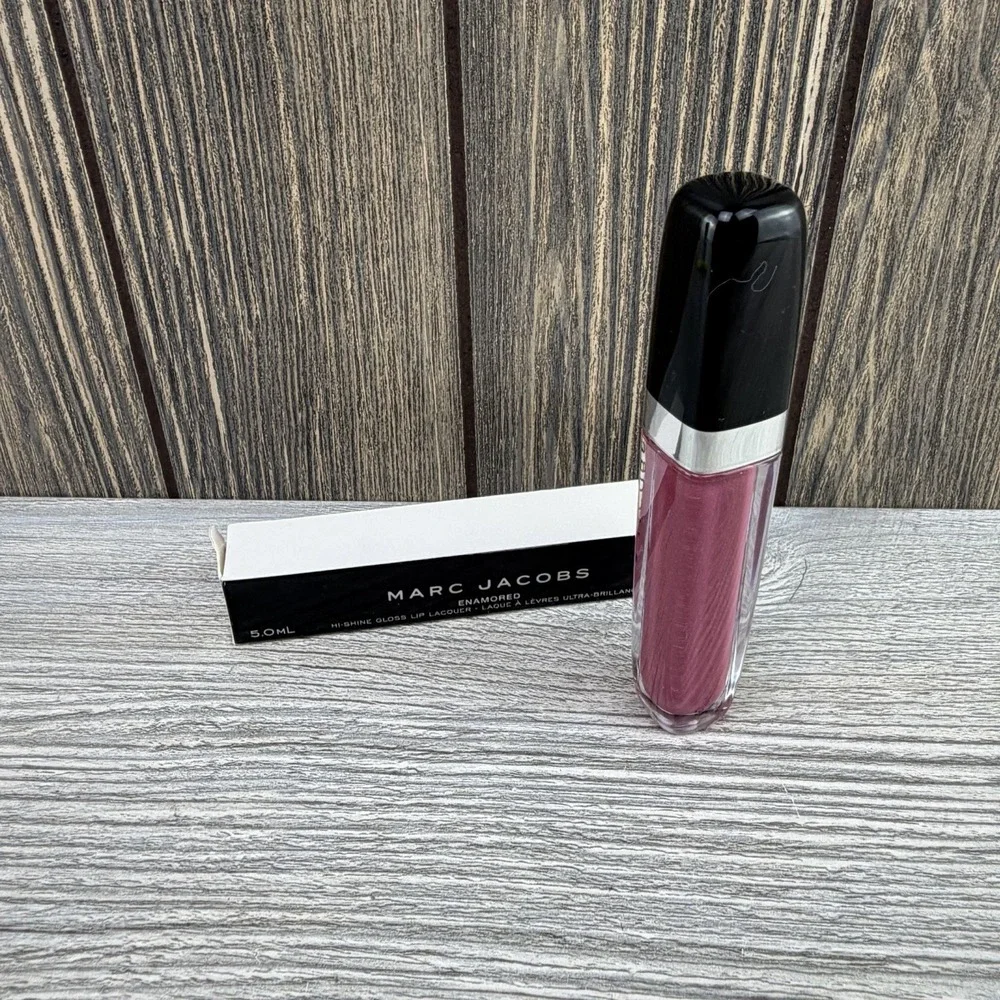 Marc Jacobs Enamored Lip Gloss 302 Allow Me 5ml 0.16oz New In Box Authentic